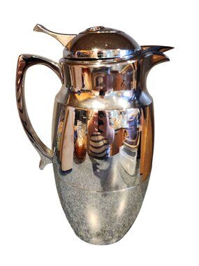 PAMPERED CHEF 42 Oz Chrome Carafe Thermal Glass Liner Hot Or Cold